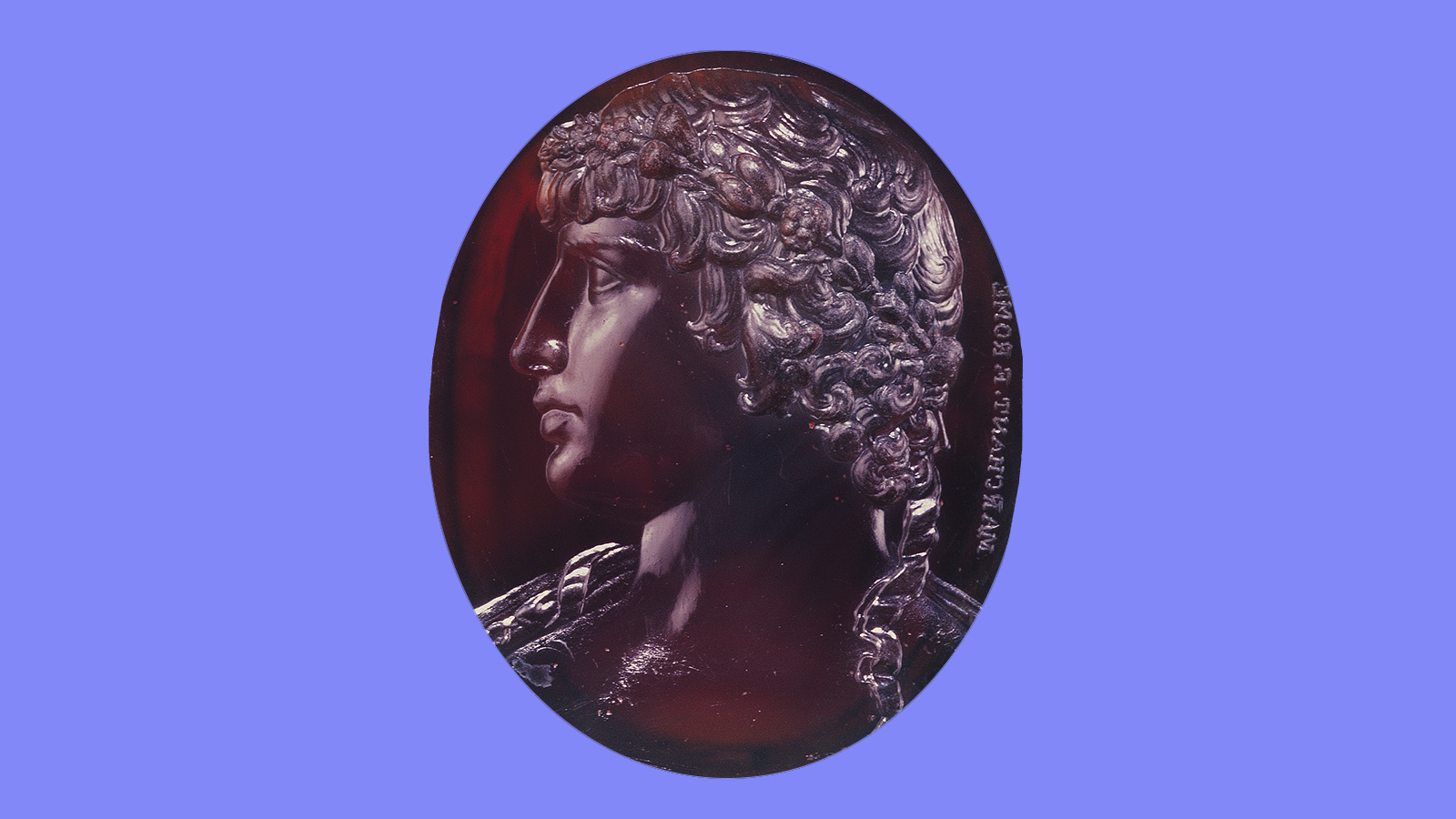 Nathaniel Marchant, «Busto de Antínoo». c. 1772-1774. Sárdio e ouro. Museu Calouste Gulbenkian