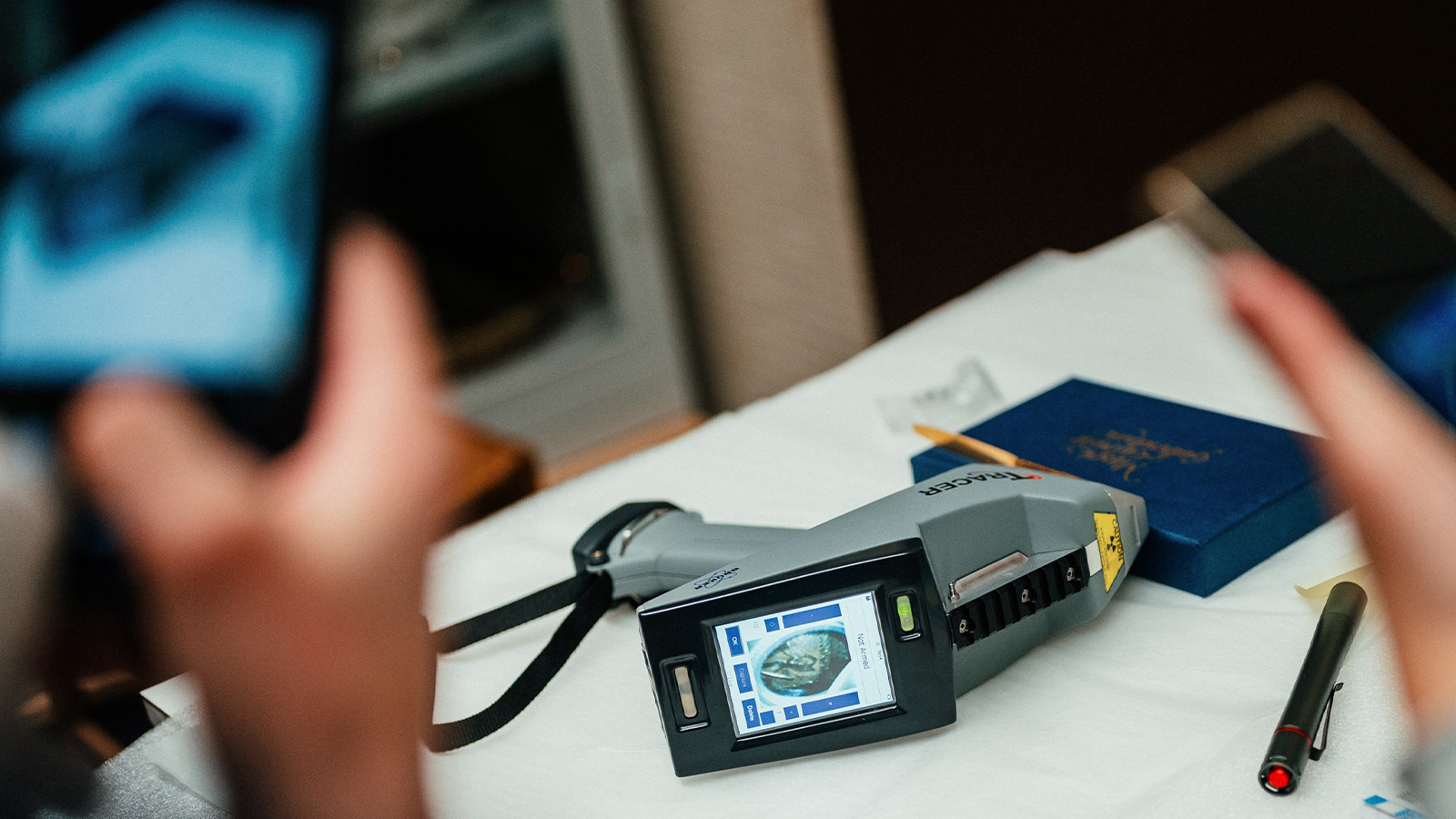 Análise com recurso a tecnologia EDXRF a partir do equipamento Tracer 5g.