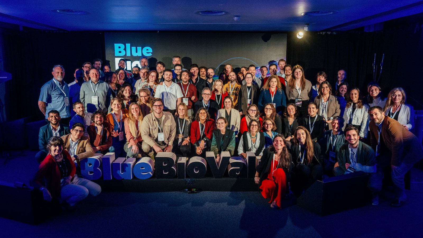 Fotografia de grupo dos participantes do Blue Bio Value